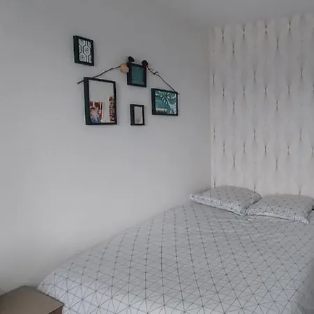 Rum i privatbostad Entre Circuit Des 24 H Et Centre Ville Du Mans 2 Chambres Chez L'habitant Le Mans